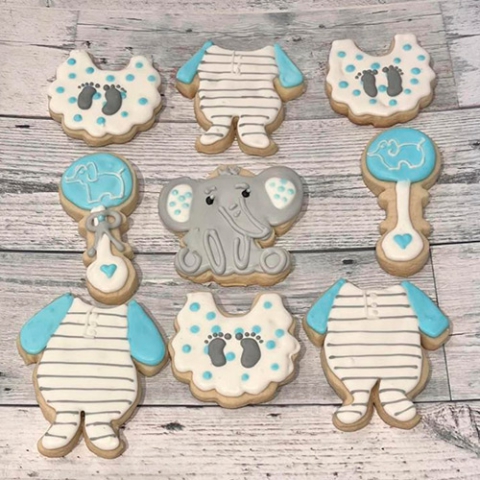 blue baby elephant decorated sugar cookies