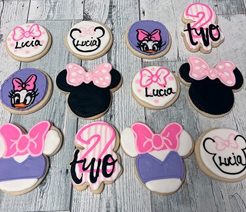 Minnie Mouse theme decorated sugar cookies